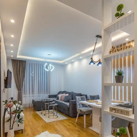 Posebna Prica-lux *