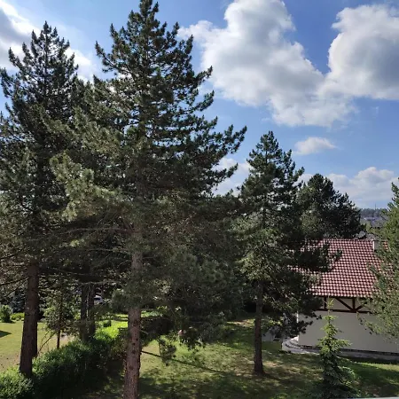 Posebna Prica-lux