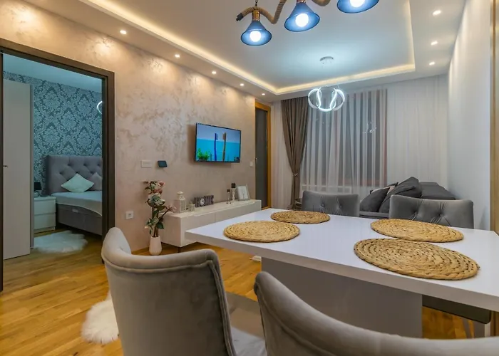 Posebna Prica-lux * 즐라티보