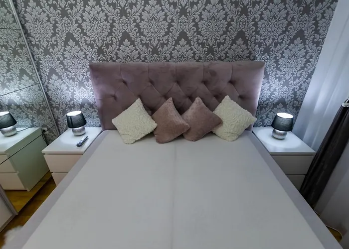 Posebna Prica-lux * 즐라티보